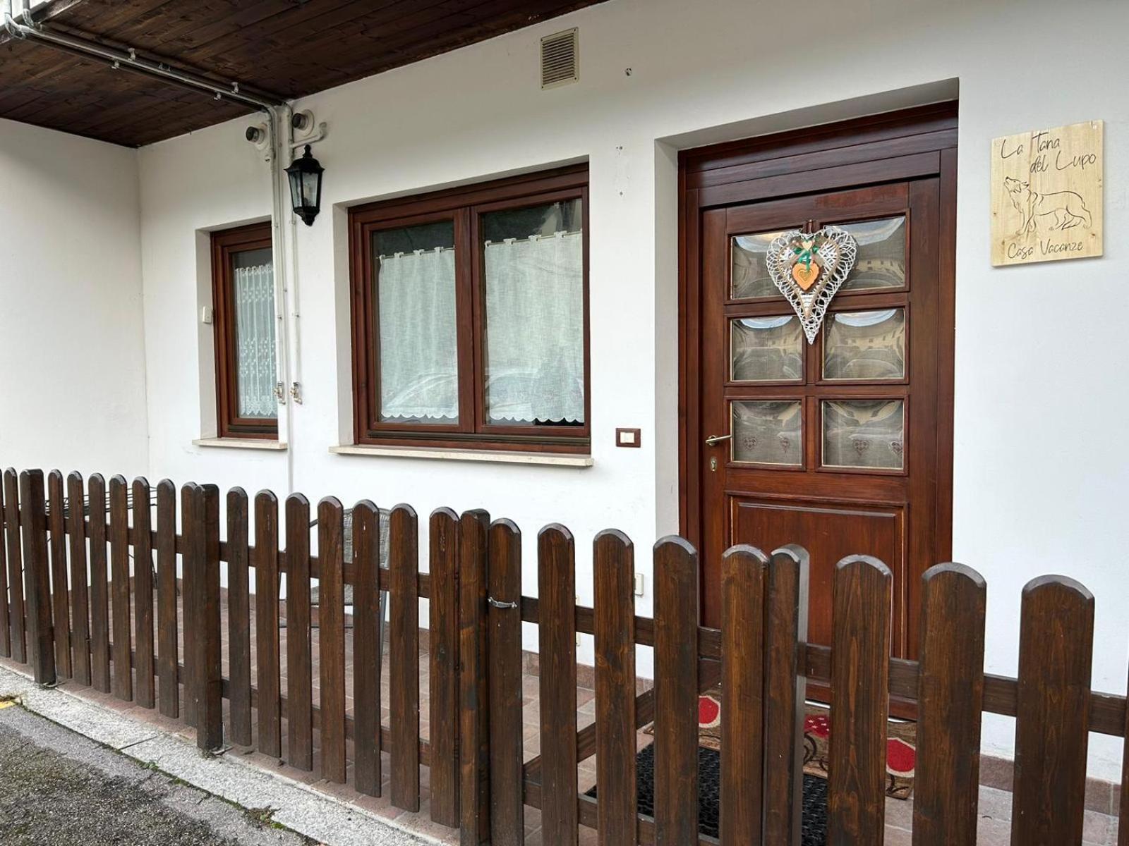 La Tana Del Lupo Apartman Camporosso  Kültér fotó
